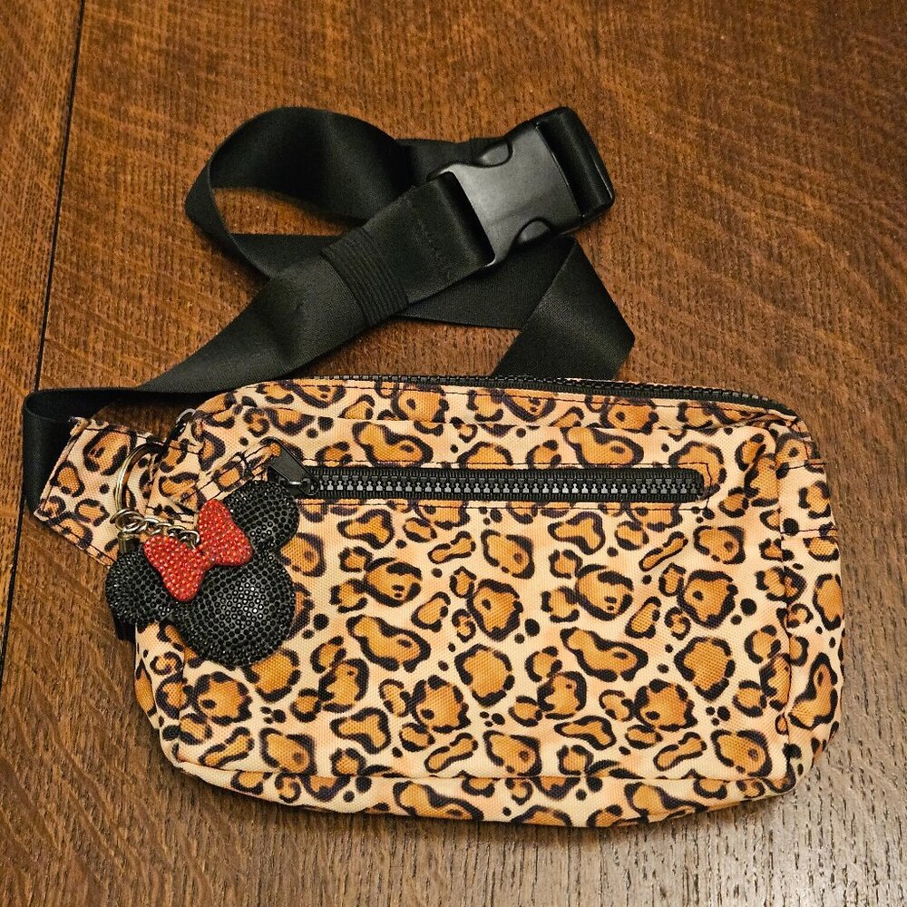 Disney Animal Kingdom Safari Waist Pack Cheetah Print